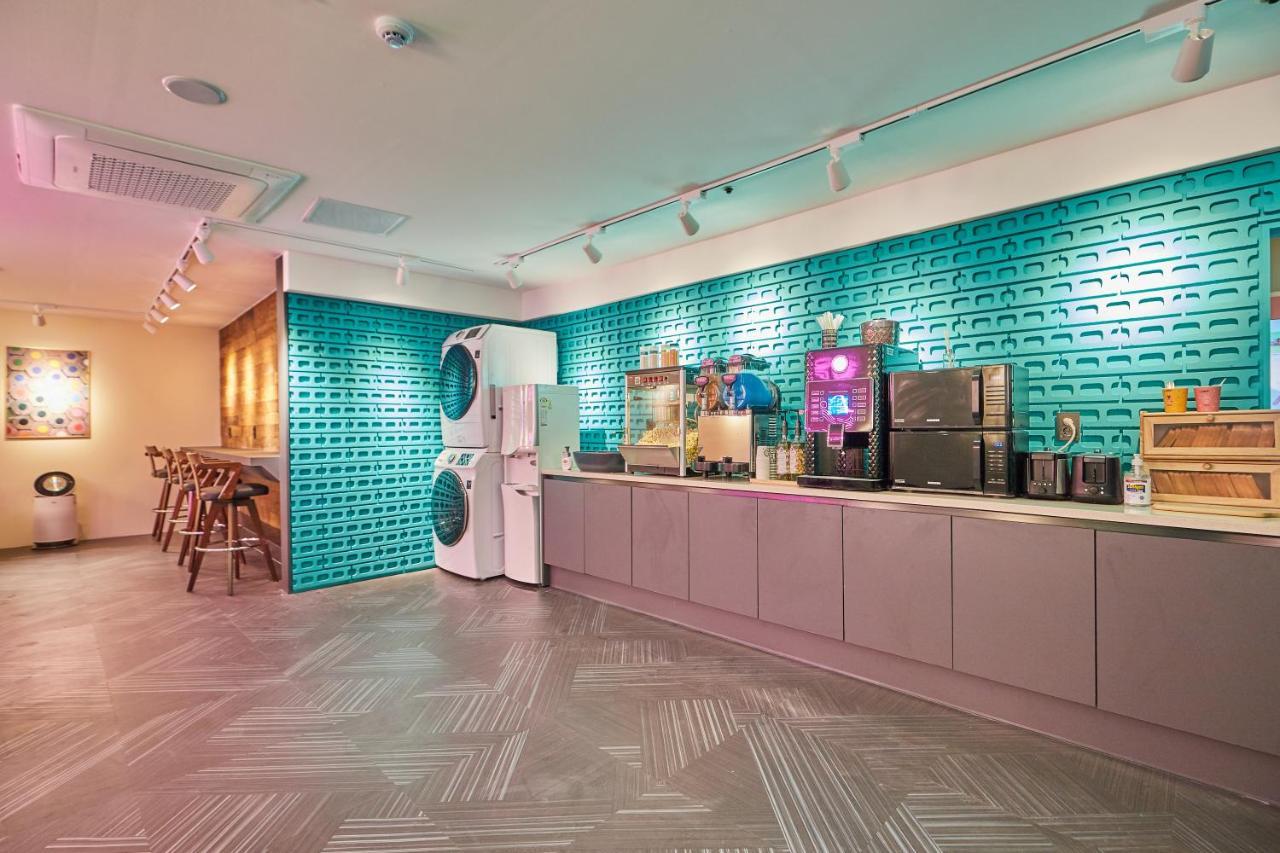 Hotel In Cafe Doksan Сеул Экстерьер фото