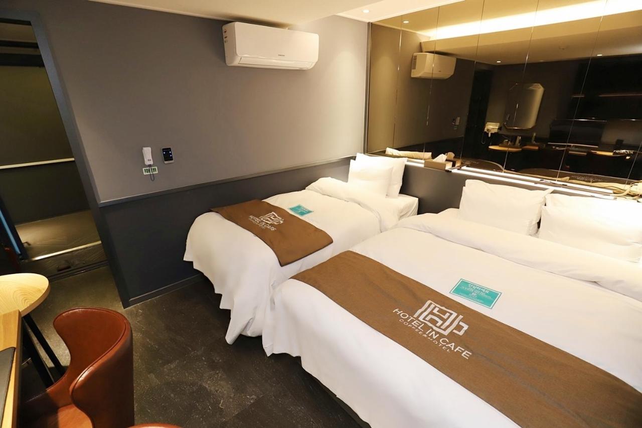 Hotel In Cafe Doksan Сеул Номер фото